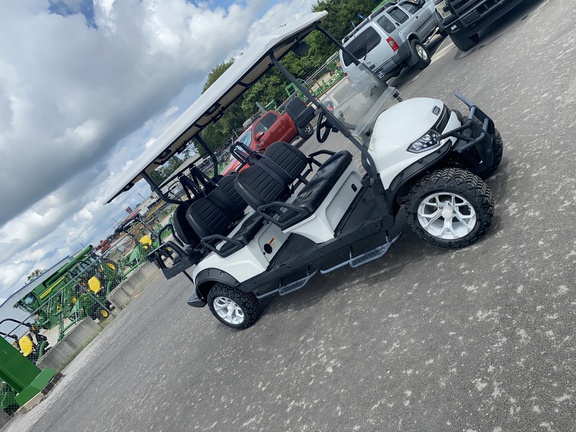 2023 Custom Lithium lifted golf cart