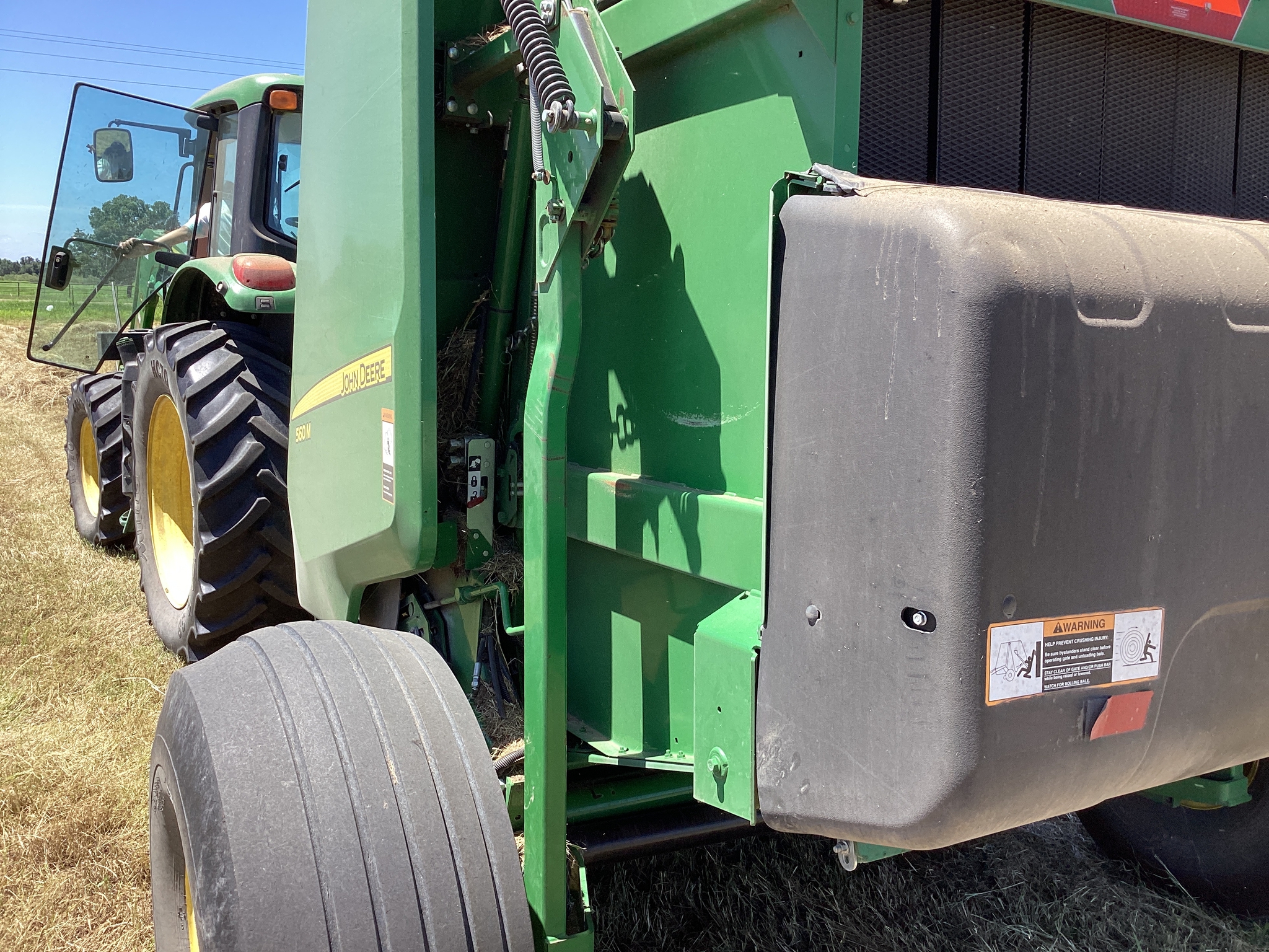 2019 John Deere 560M Image 7