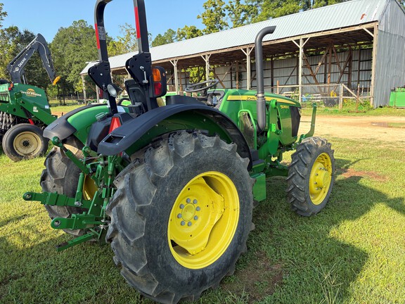 2021 John Deere 5065E Photo 5