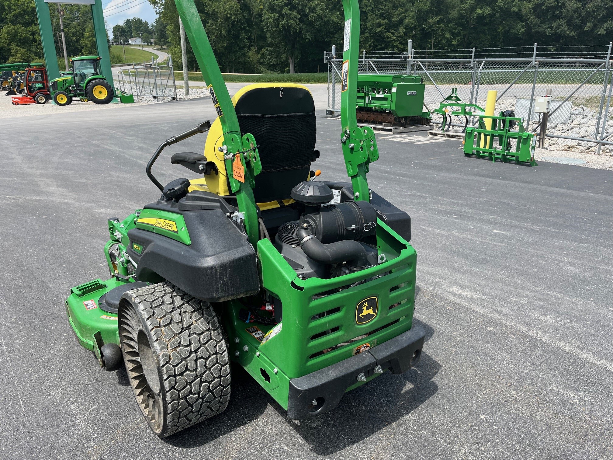2021 John Deere Z950R Image 7