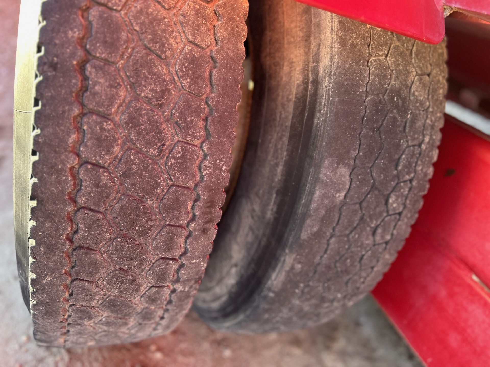 2009 Other Loewen 1022 Image 10