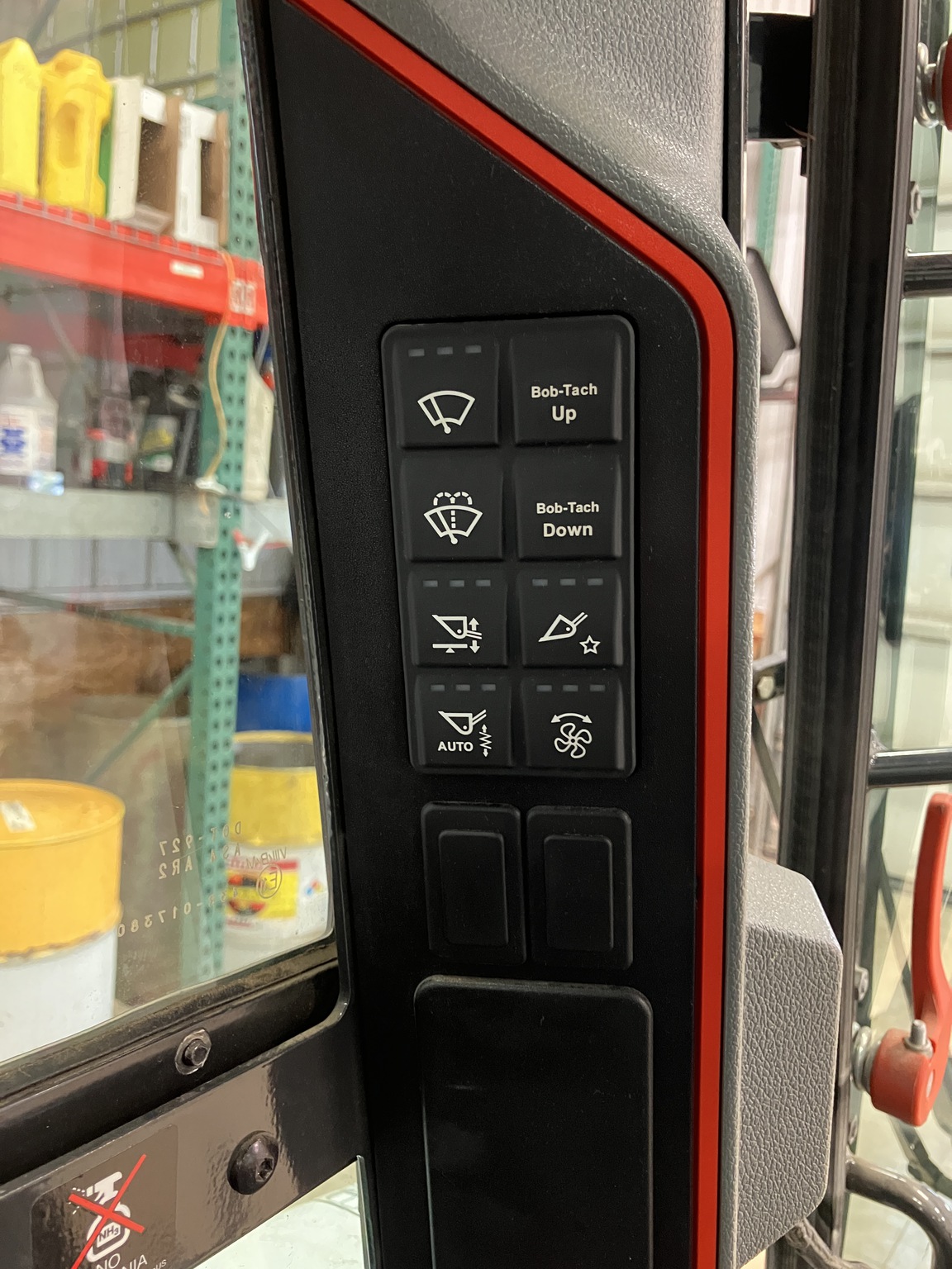 2022 Bobcat T76 Image 16