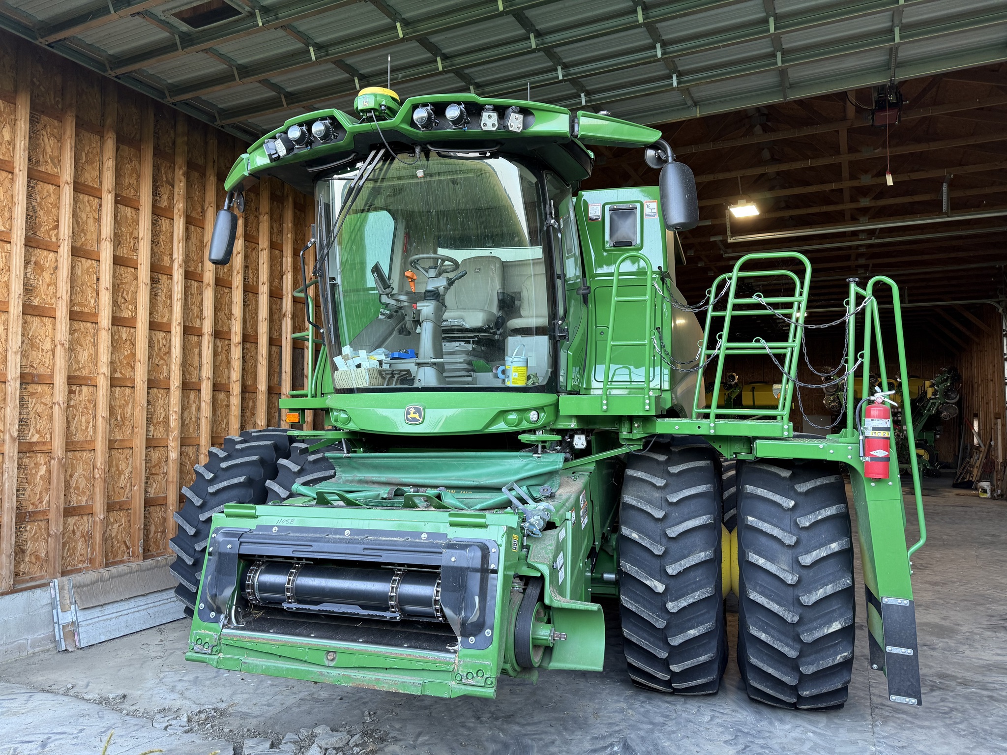 2024 John Deere S780 Image 15