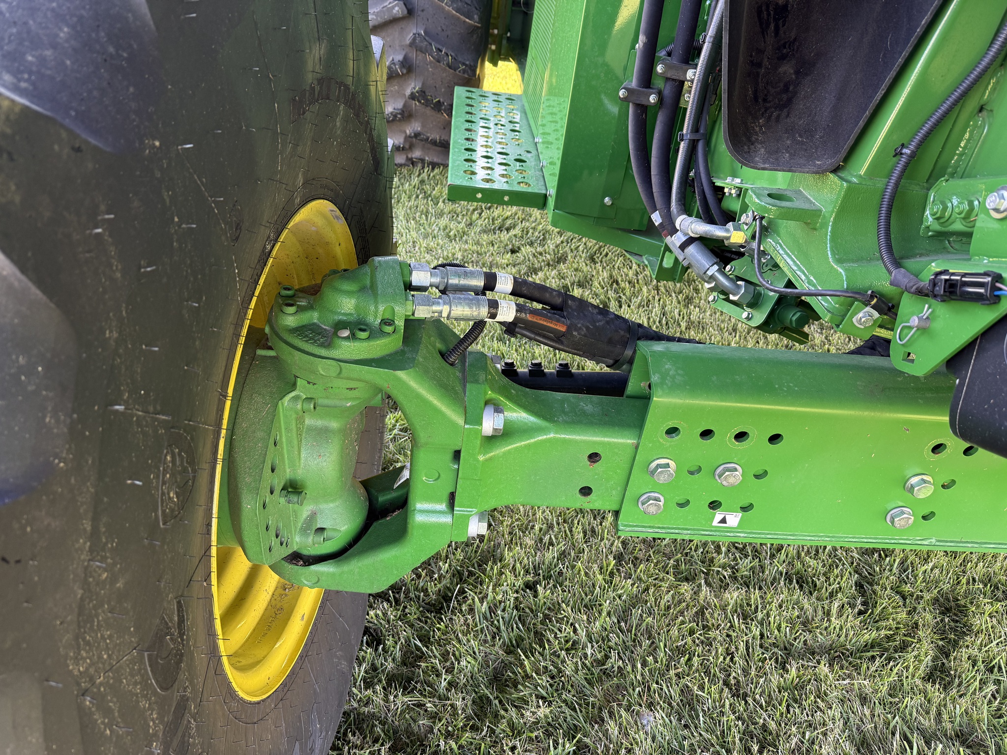 2024 John Deere S780 Image 9