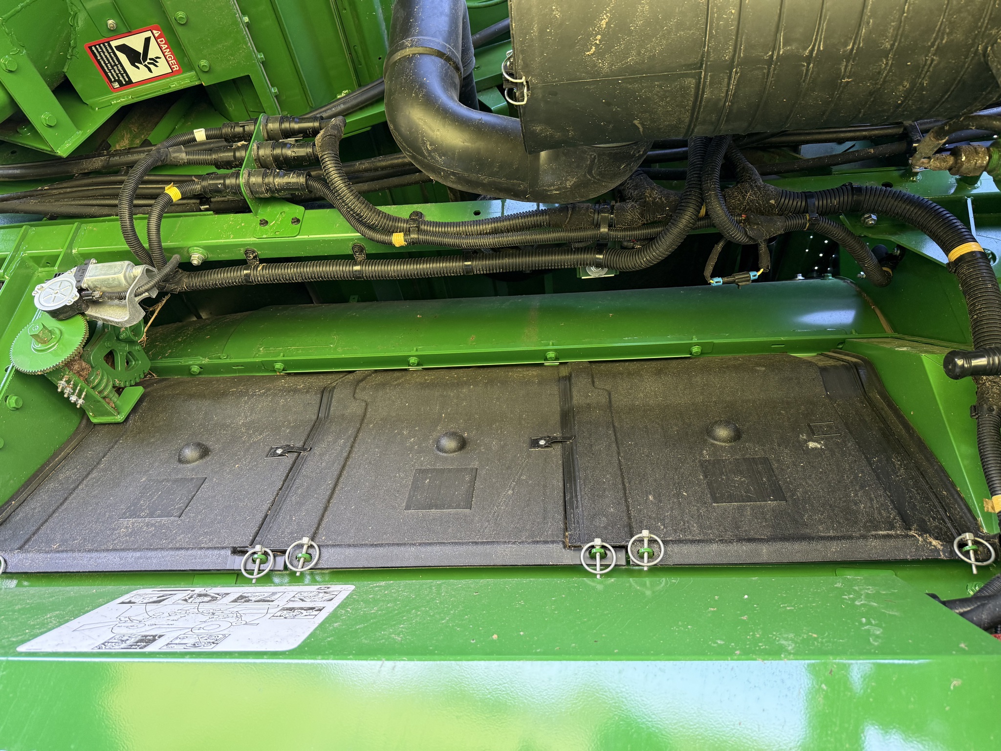 2024 John Deere S780 Image 15