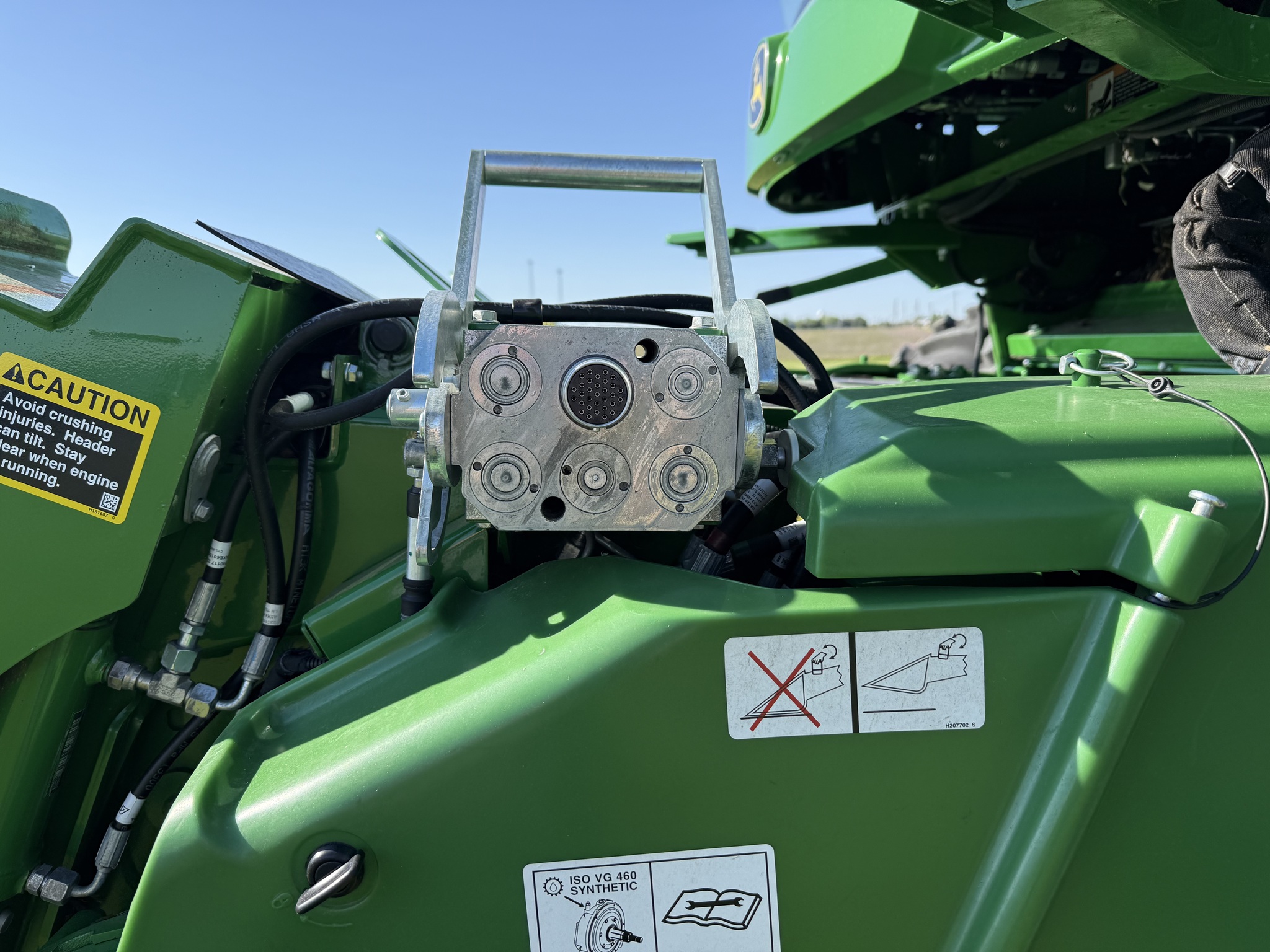 2024 John Deere S780 Image 17
