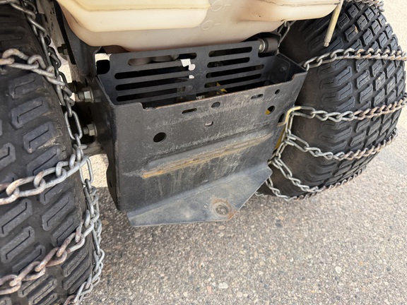 2013 John Deere X320 - Photo14
