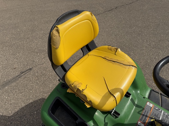 2013 John Deere X320 - Photo16