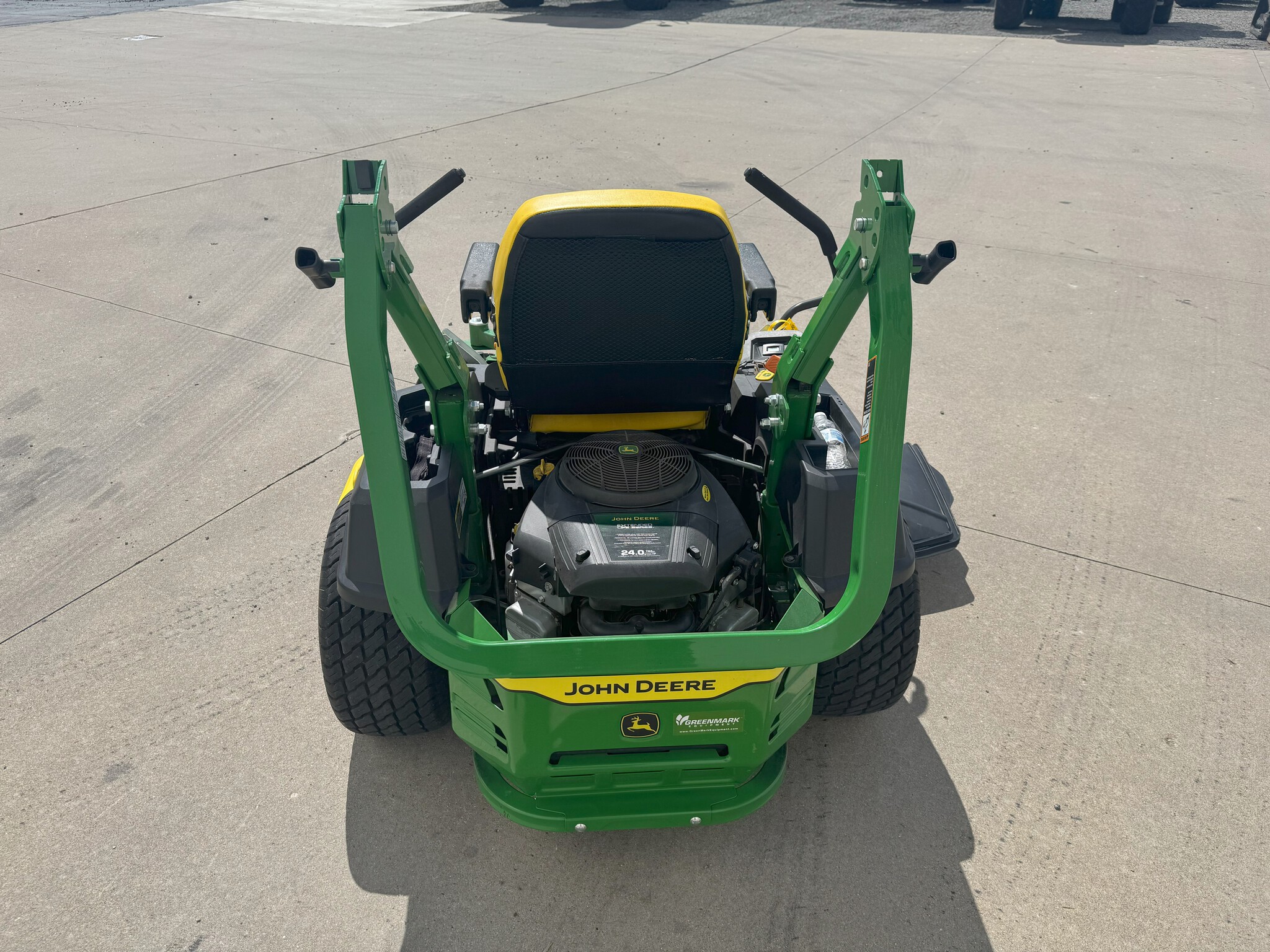 2021 John Deere Z515E Image 4