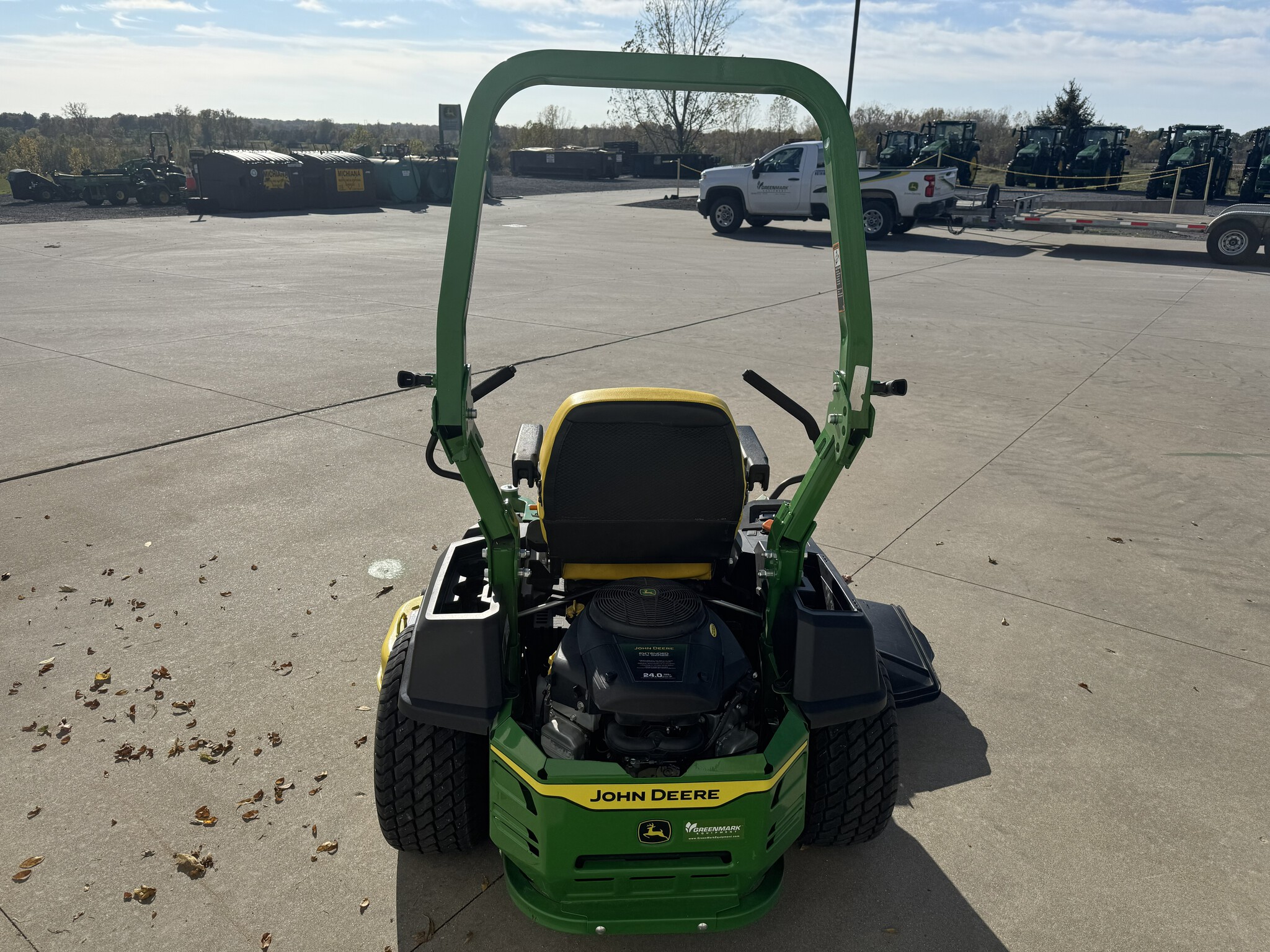 2021 John Deere Z515E Image 4