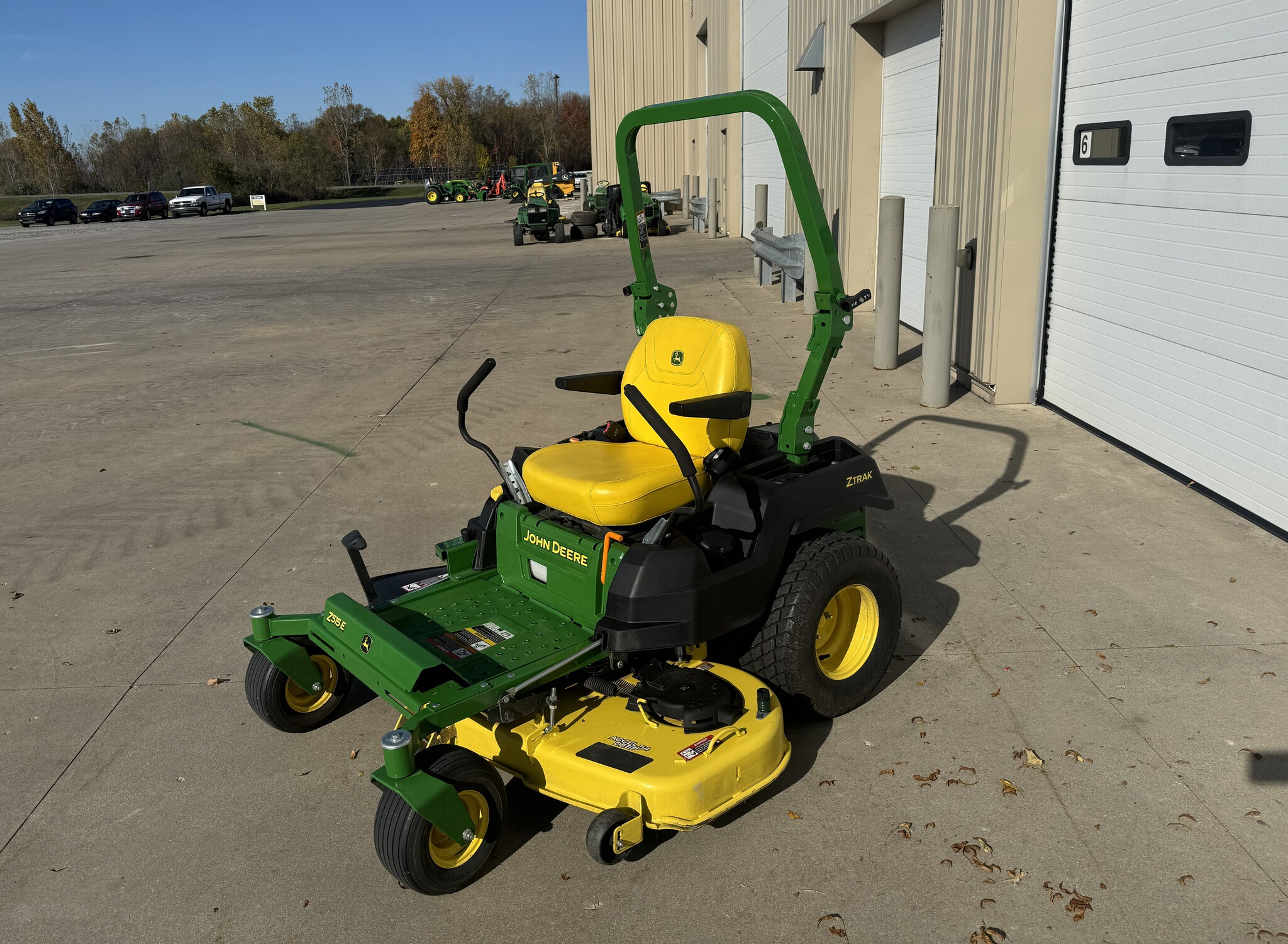 2021 John Deere Z515E Image 7