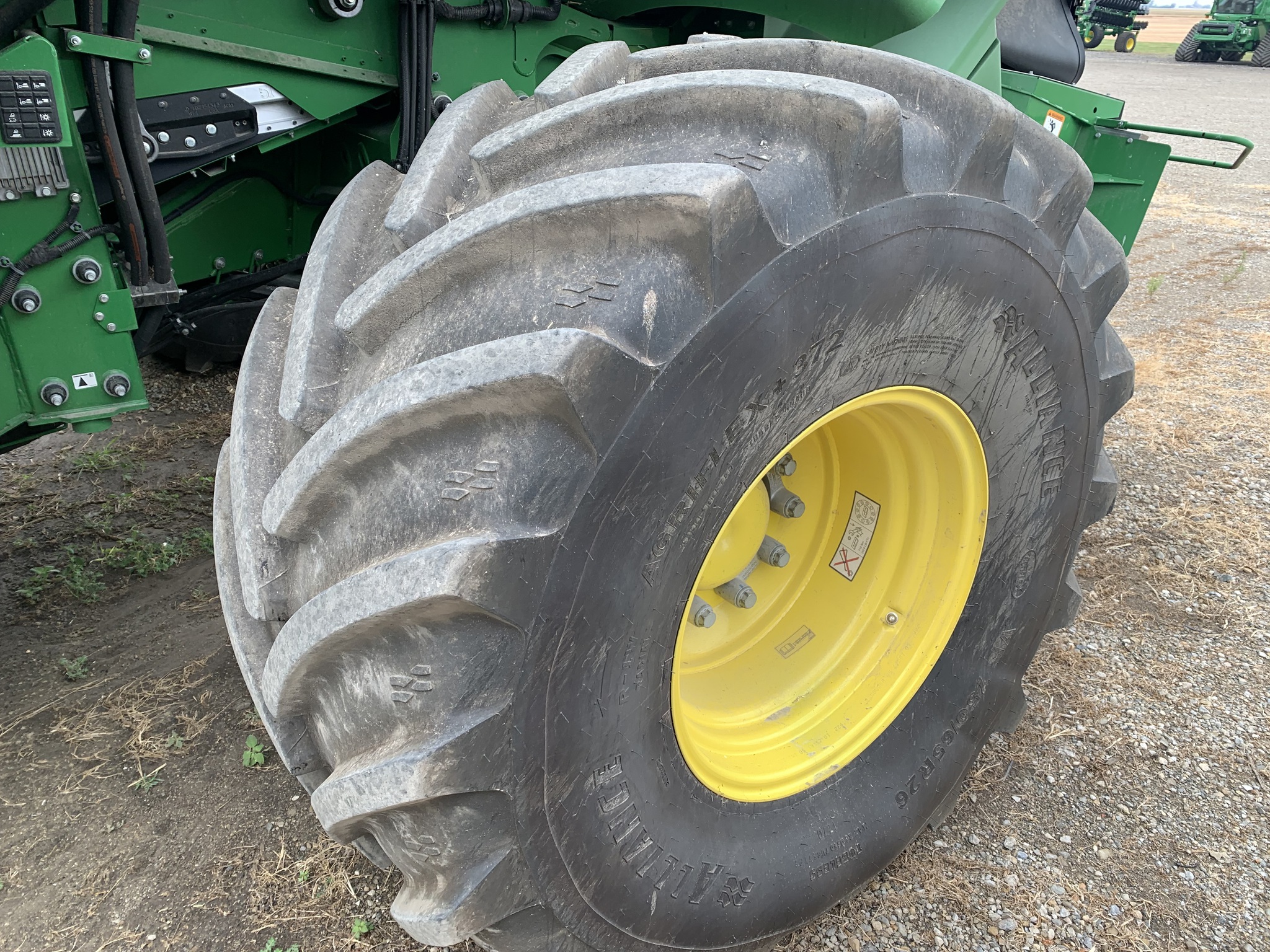 2023 John Deere X9 1100 Image 5