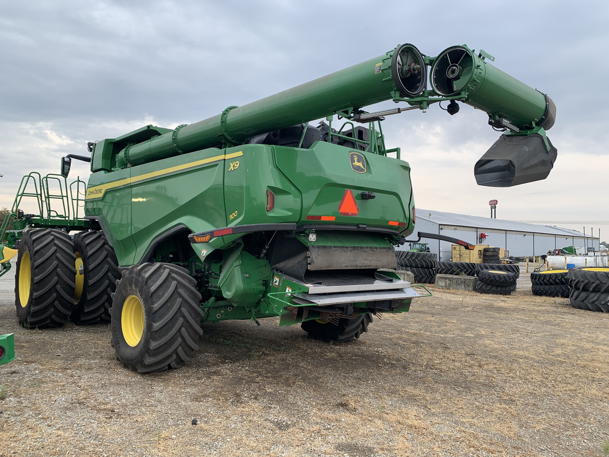 2023 John Deere X9 1100 Image 4