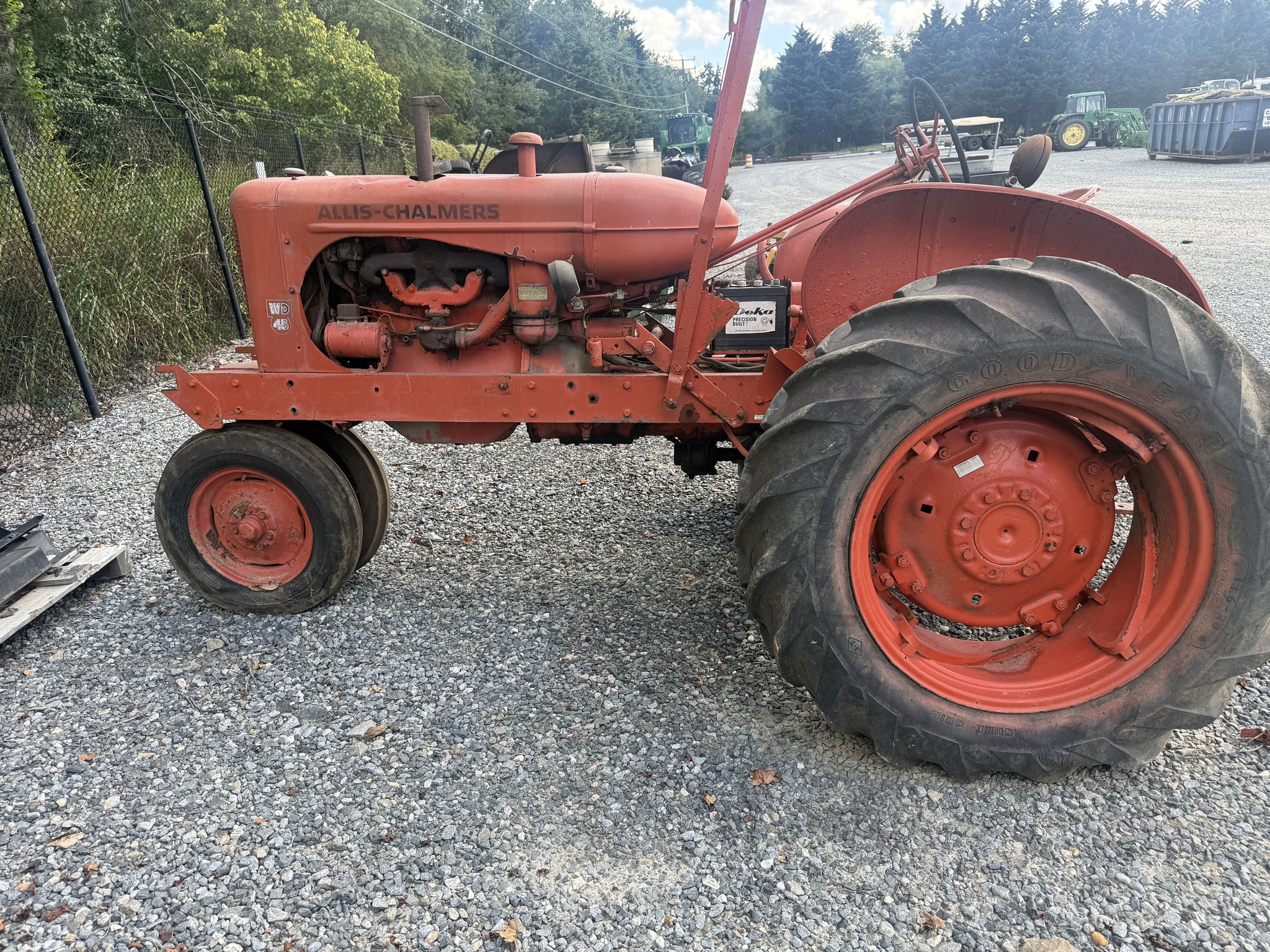 Allis-Chalmers WD45 Image 1