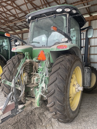 2013 John-Deere 7200R