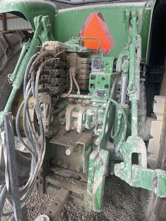 2013 John-Deere 7200R