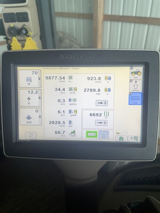 2013 John-Deere 7200R