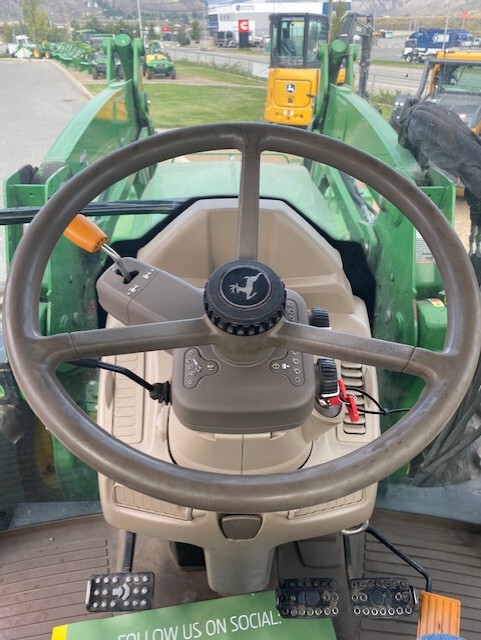 2020 John Deere 6140M Image 12