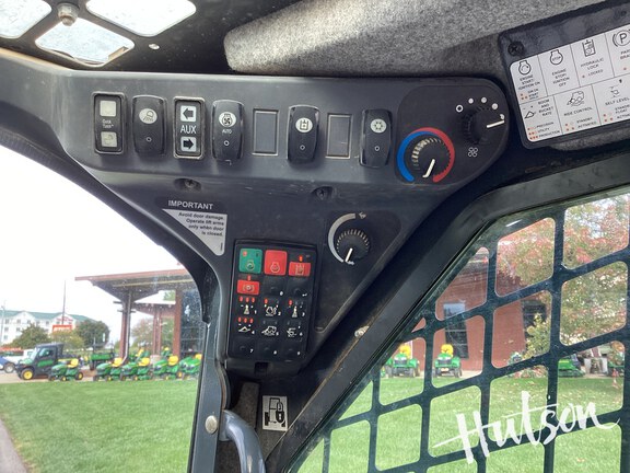 Photo of 2022 John Deere 333G