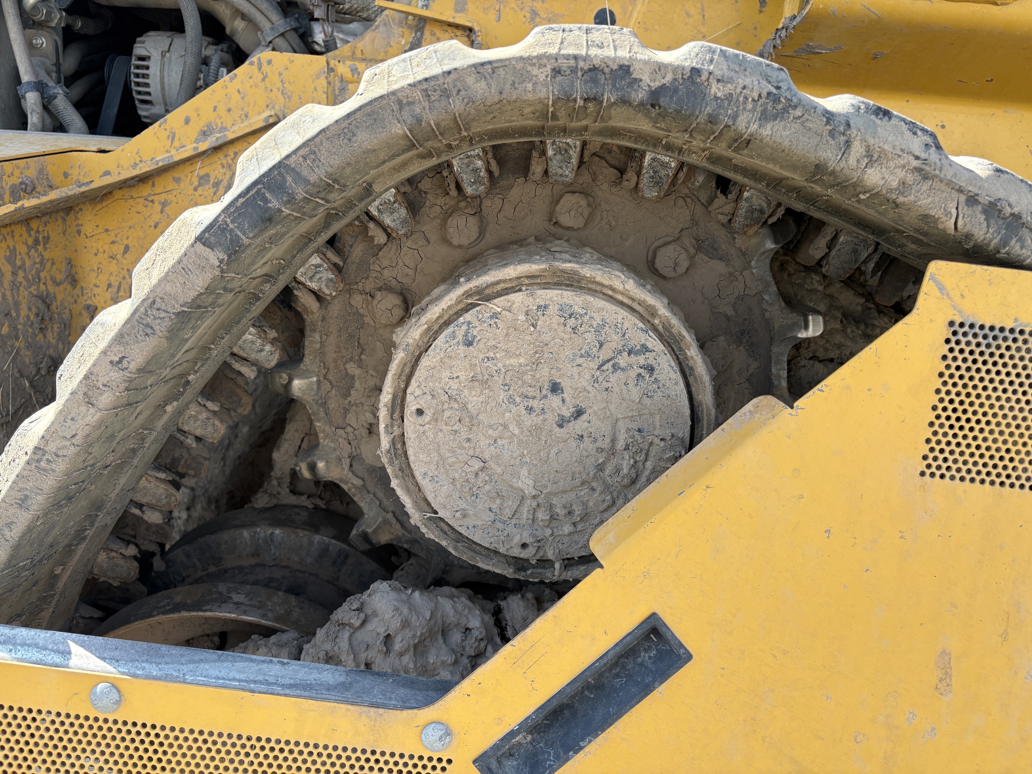 2019 John Deere 333G Image 5