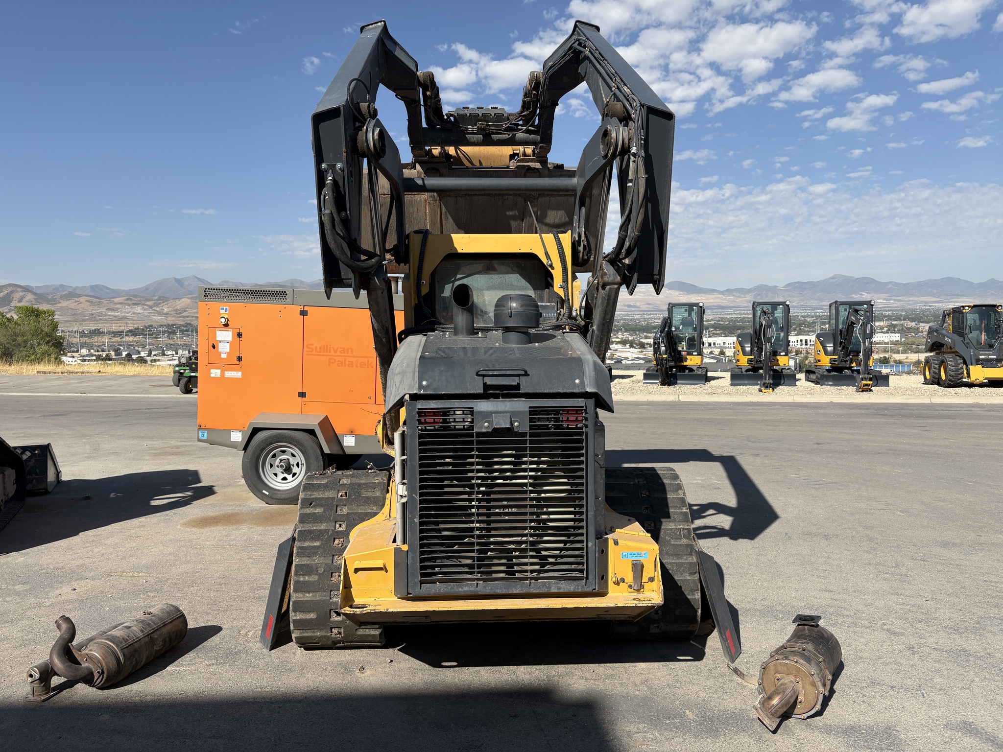 2019 John Deere 333G Image 10