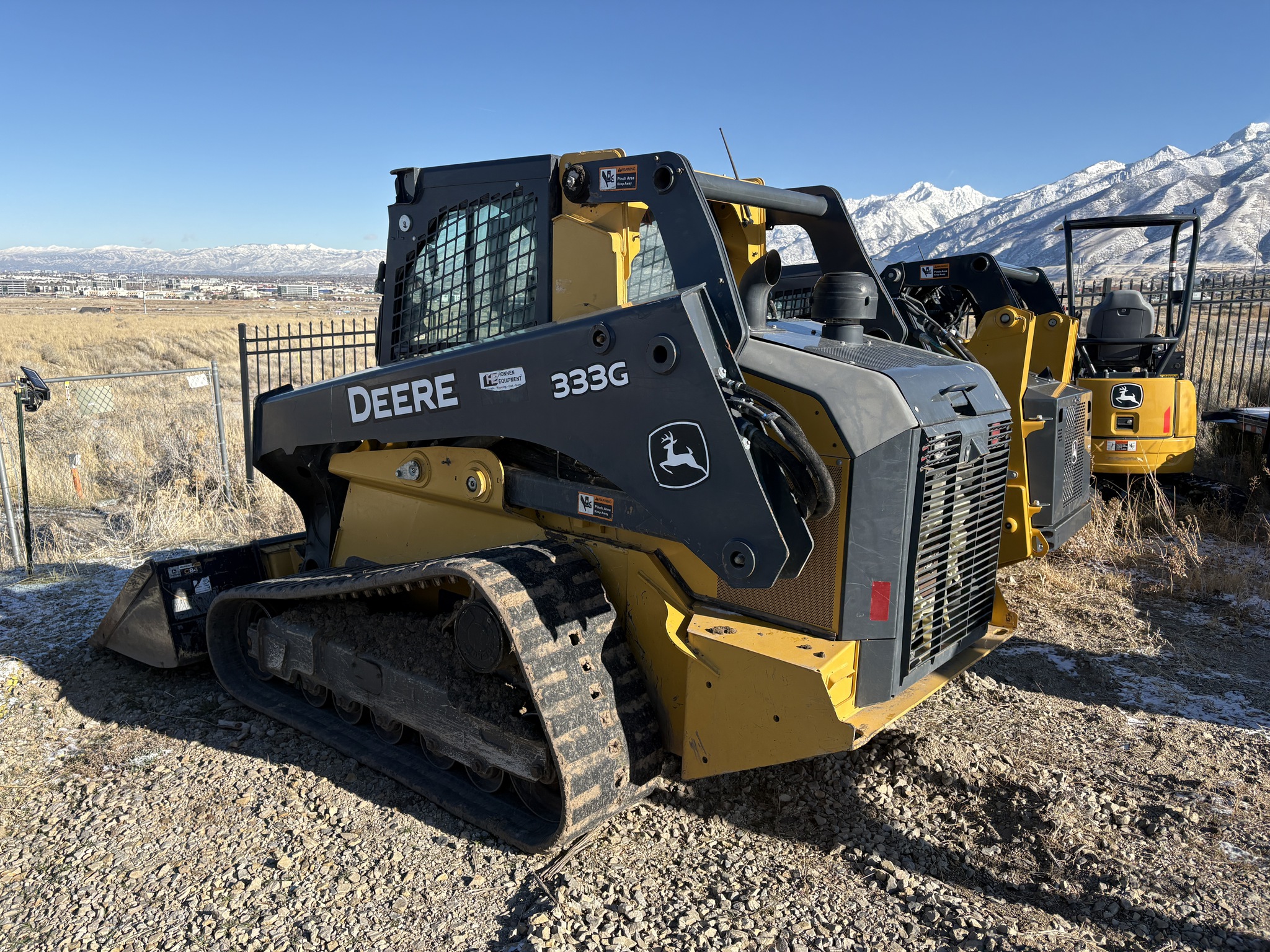 2019 John Deere 333G Image 3