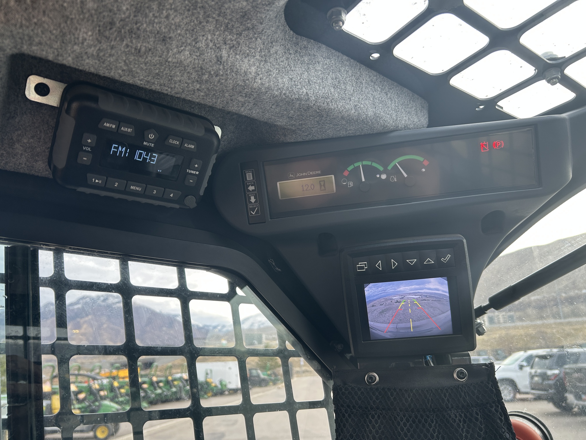 2024 John Deere 318G Image 14