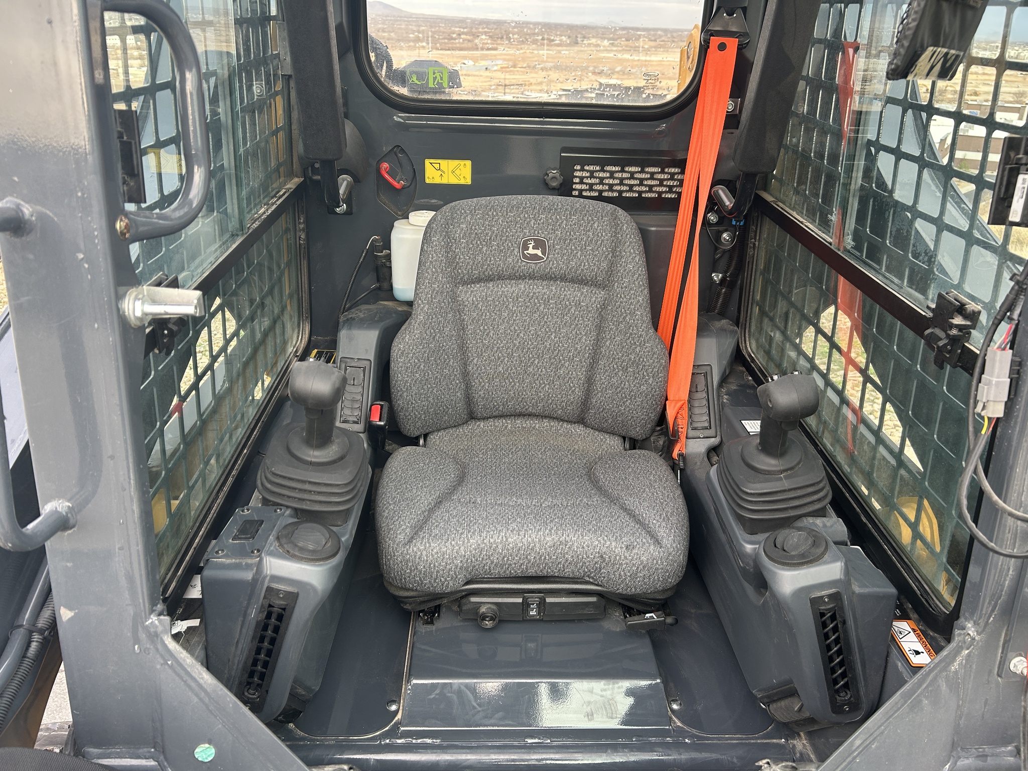 2024 John Deere 318G Image 16