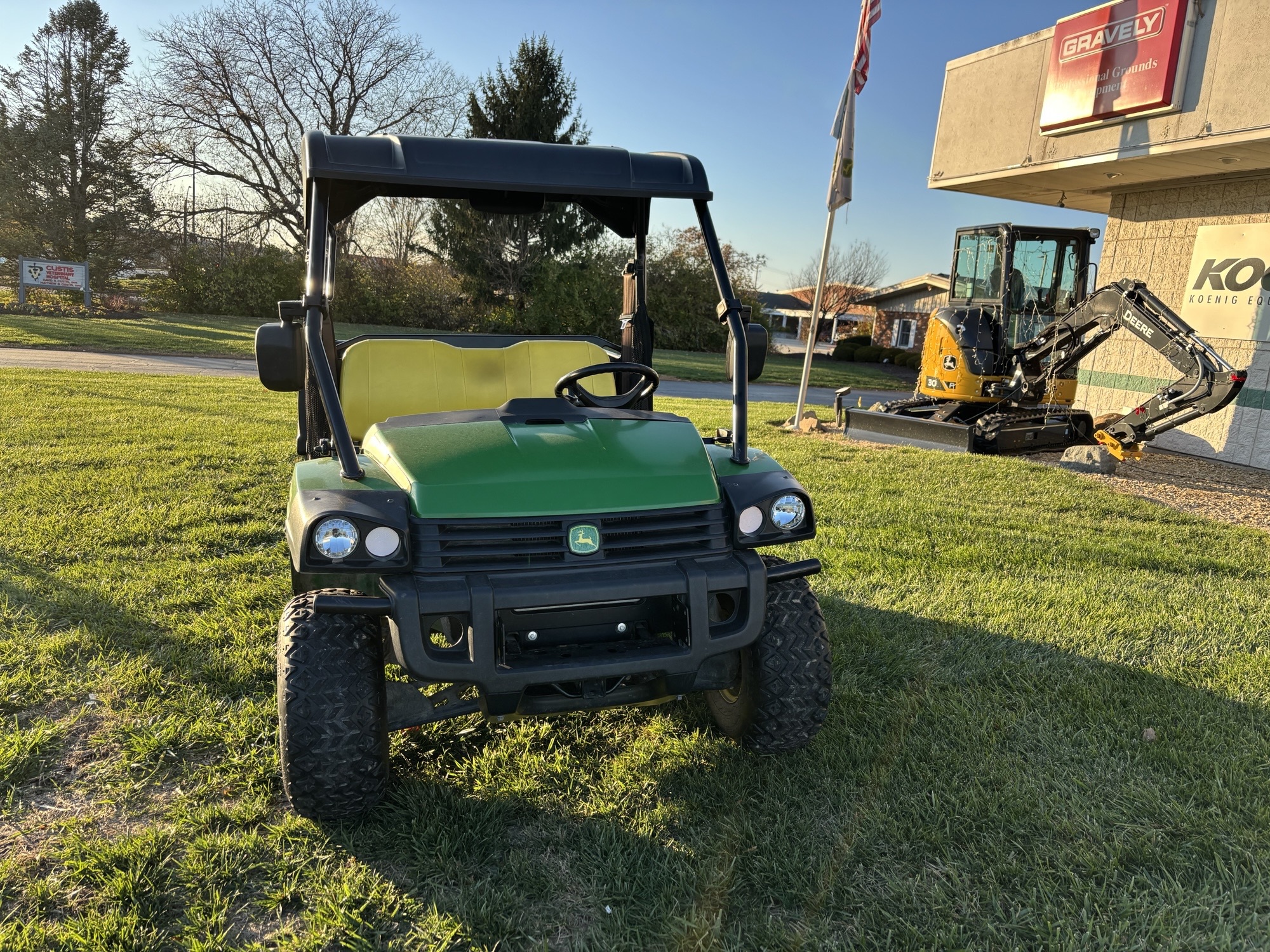 Used 2020 John Deere HPX815E ATVs & Gators at Koenig Equipment in Lebanon, OH - PhotoXL0