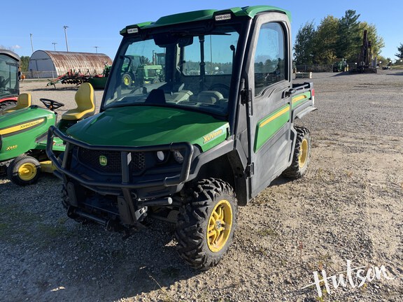 Photo of 2020 John Deere XUV 835R