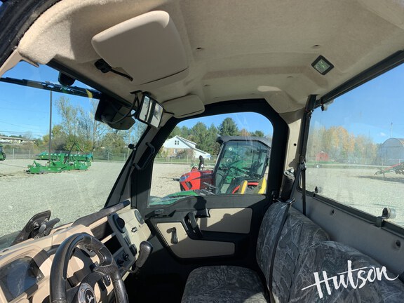 Photo of 2020 John Deere XUV 835R
