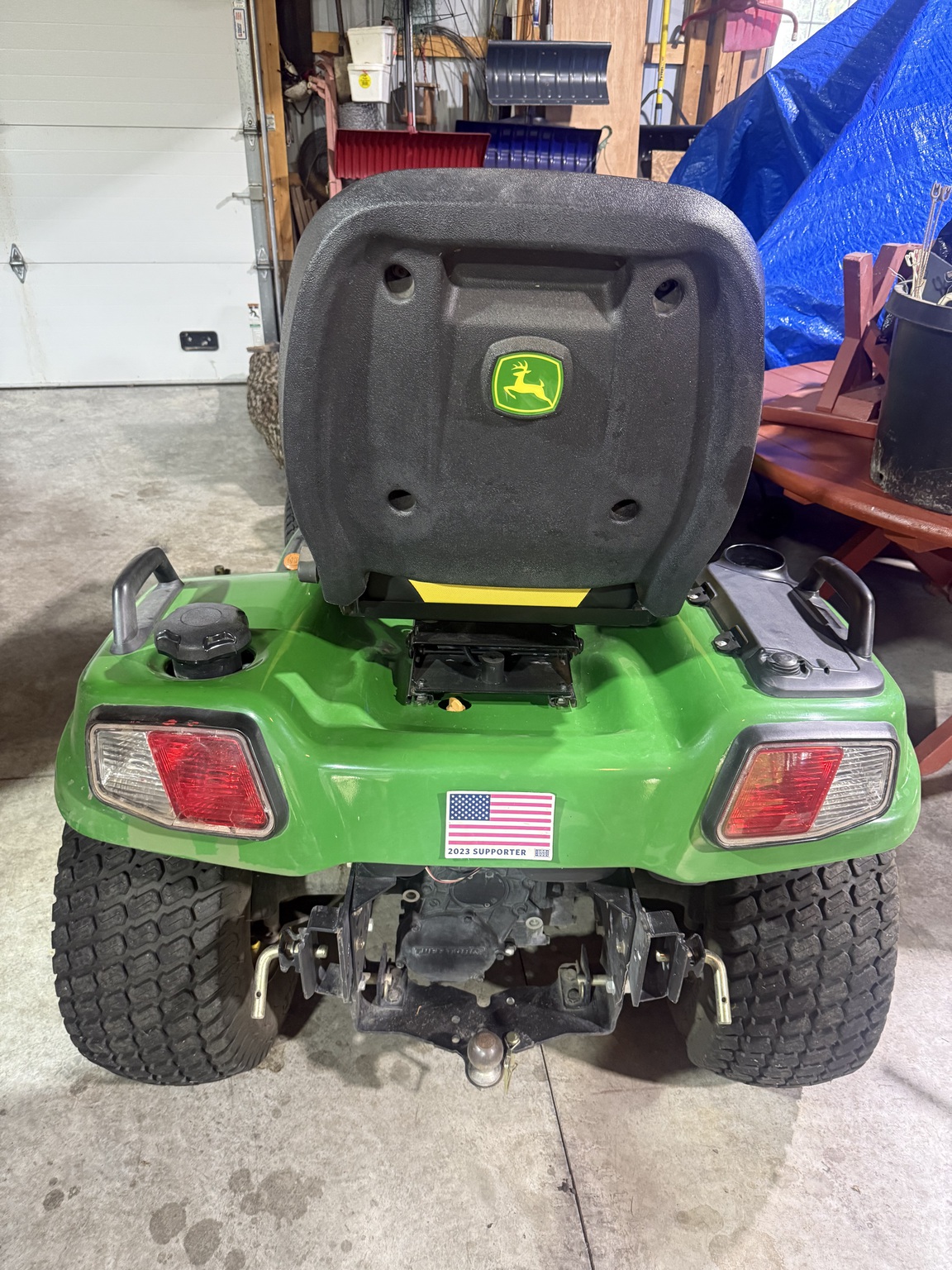 2014 John Deere X734 Image 9