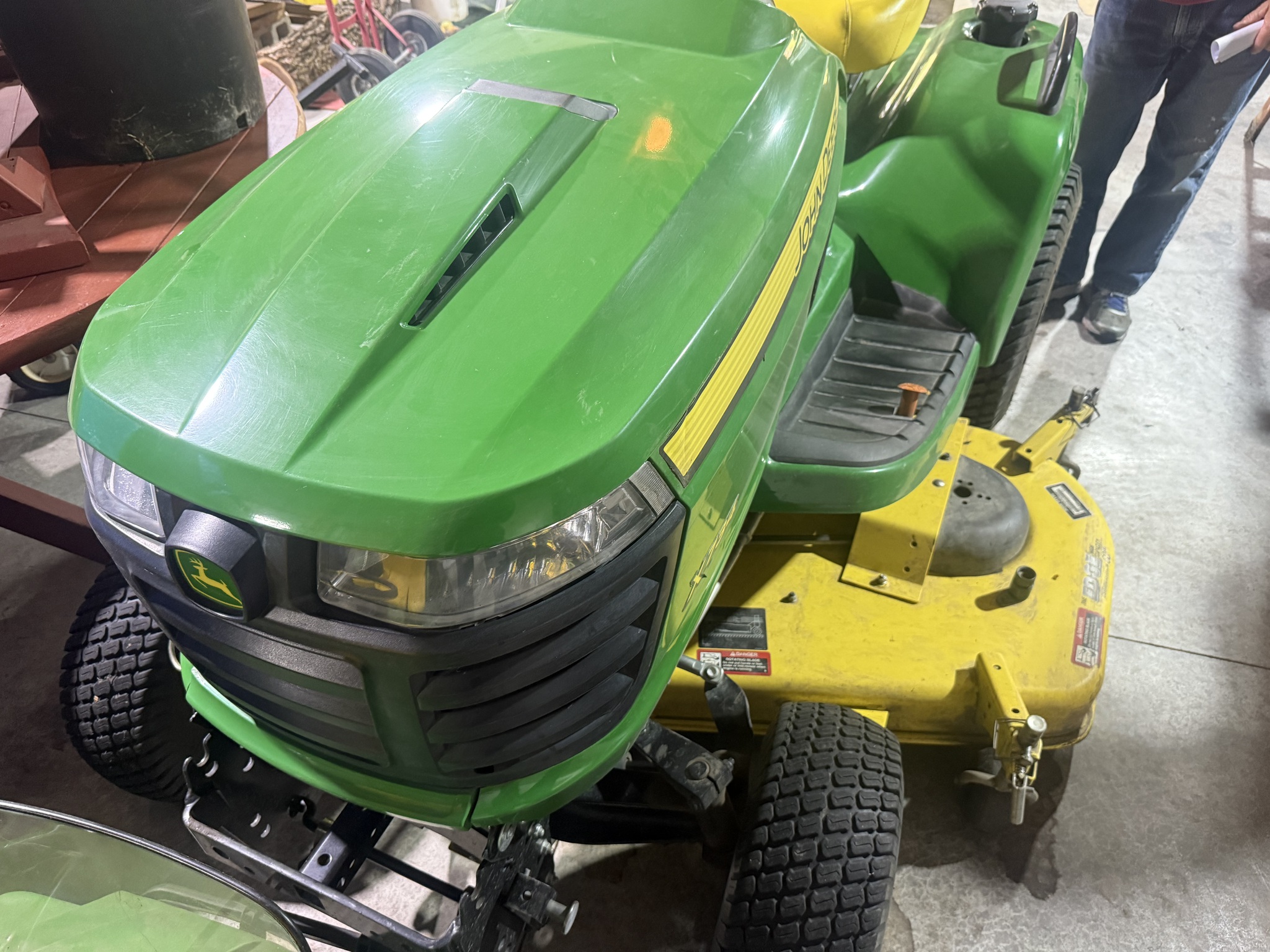 2014 John Deere X734 Image 2