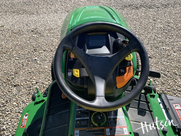 Photo of 2024 John Deere X590