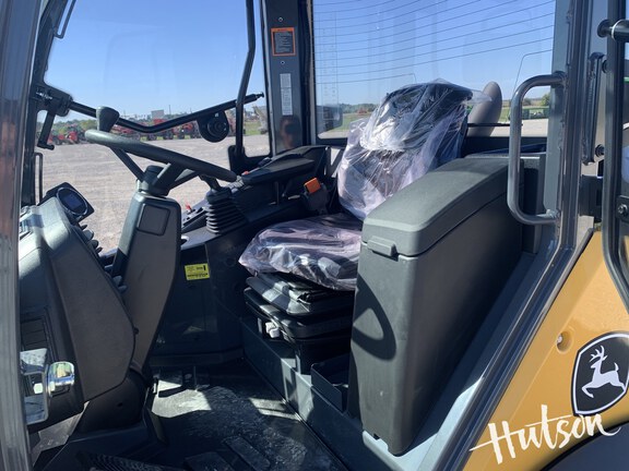 Photo of John Deere 184 G