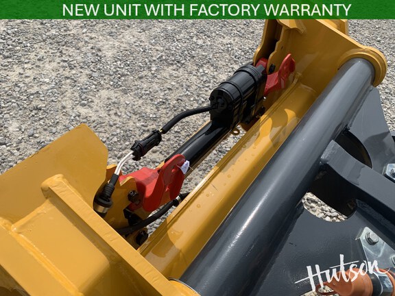 Photo of 2024 John Deere 184 G