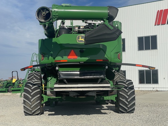 2022 John Deere X9 1000