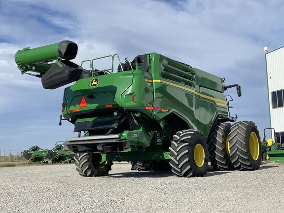 2022 John Deere X9 1000