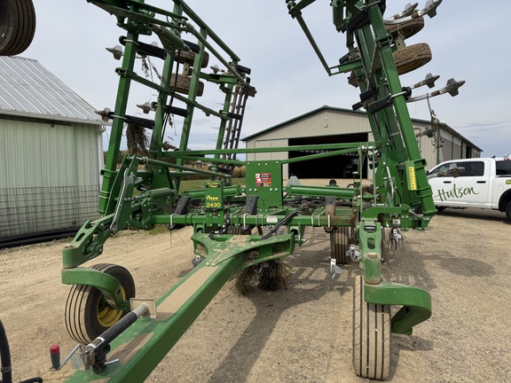 Photo of 2021 John Deere 2430