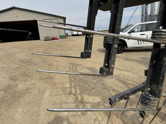 Photo of 2021 John Deere 2430