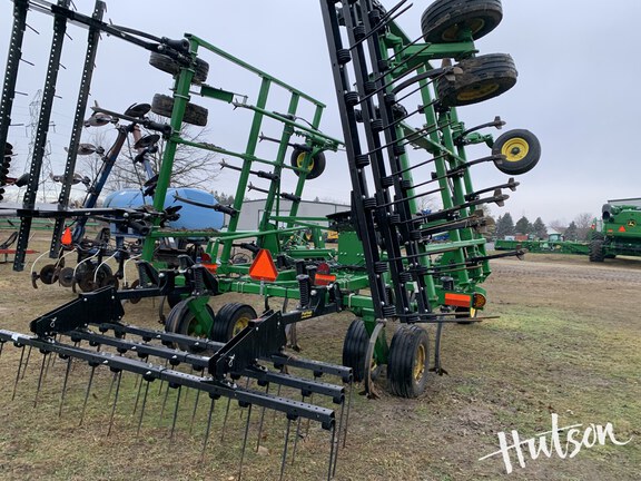 Photo of 2021 John Deere 2430