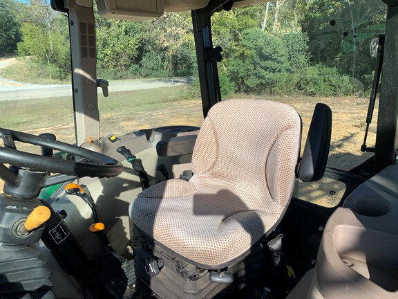 2021 John Deere 5075E Photo 3