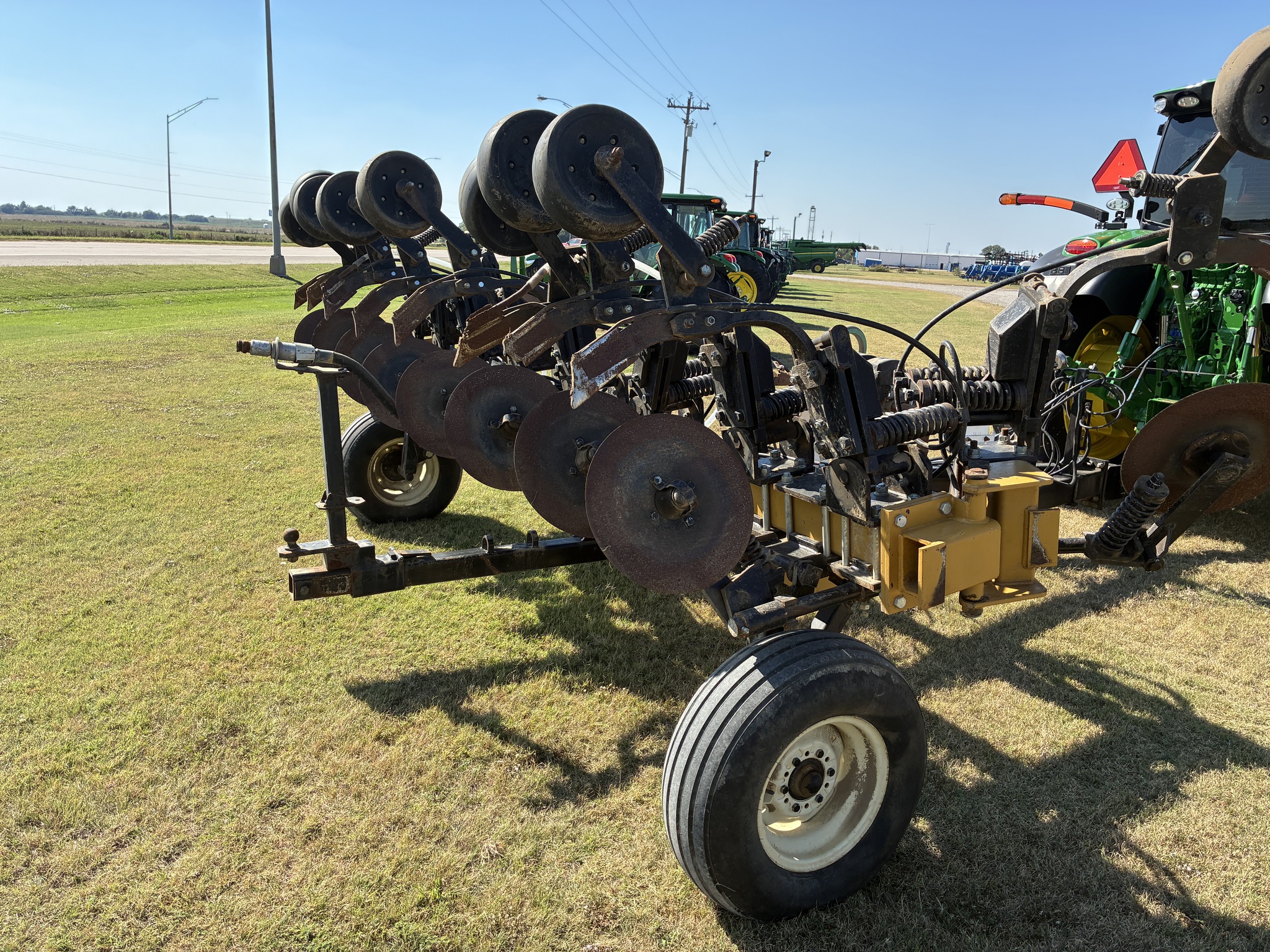 2013 Wako XT 10 GRASS APPLICATOR Image 5