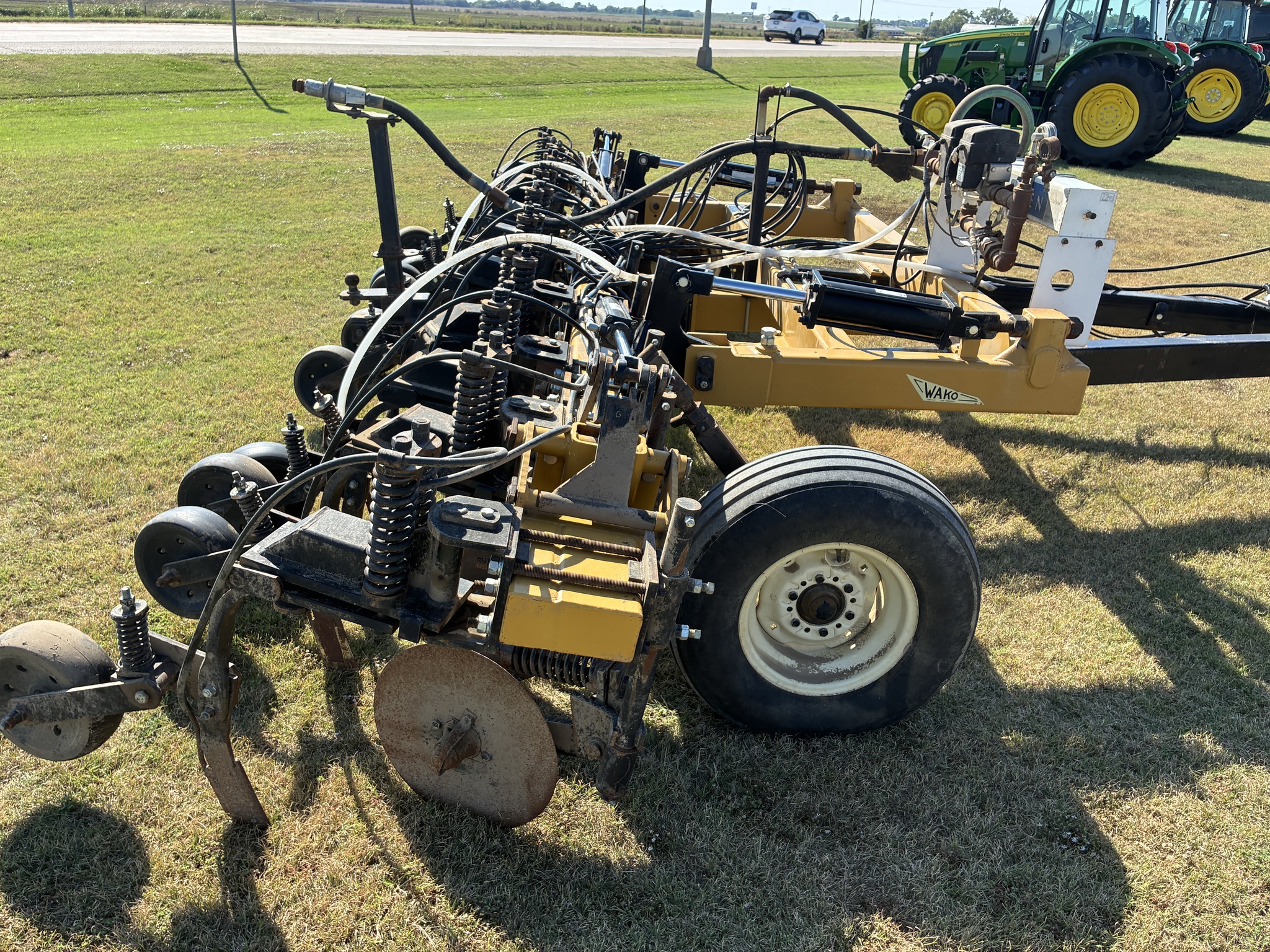 2013 Wako XT 10 GRASS APPLICATOR Image 14