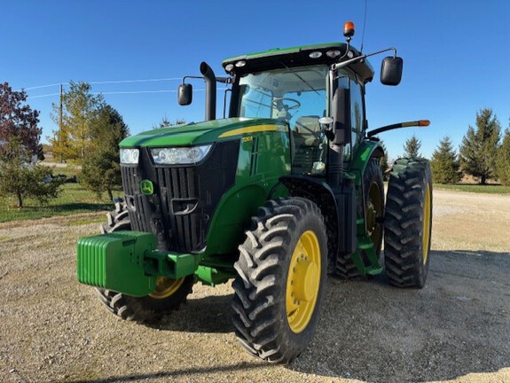 2013 John-Deere 7230R