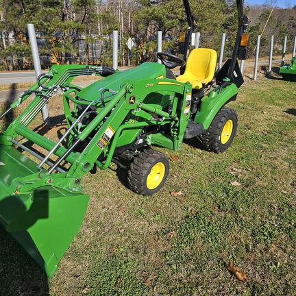 0 John Deere 1023E-2