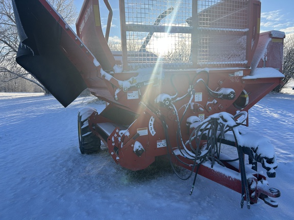 Used 2016 Highline CFR650 Bale Grinders & Feeders at Horizon Ag & Turf in Falher, AB - Photo4