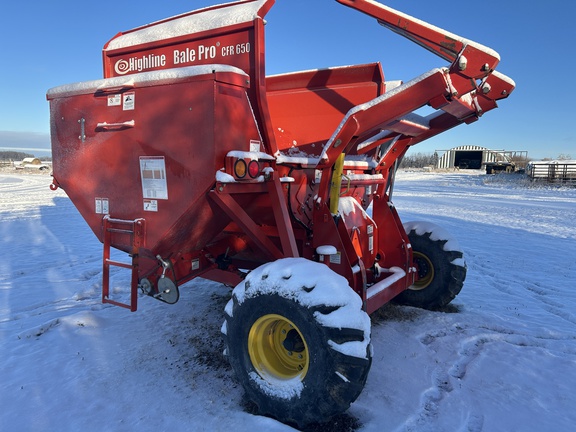 Used 2016 Highline CFR650 Bale Grinders & Feeders at Horizon Ag & Turf in Falher, AB - Photo2