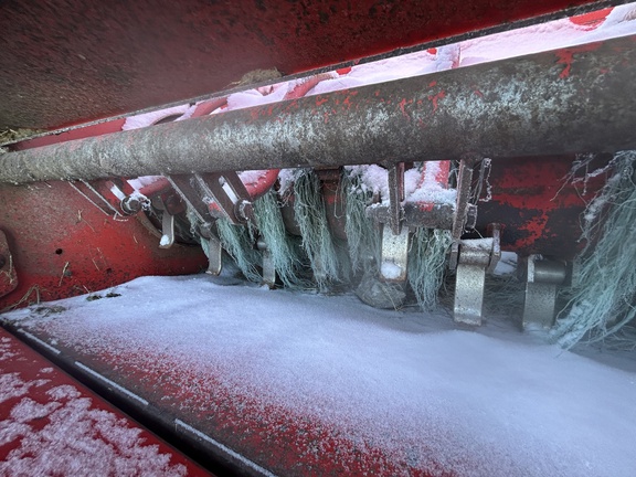 Used 2016 Highline CFR650 Bale Grinders & Feeders at Horizon Ag & Turf in Falher, AB - Photo17