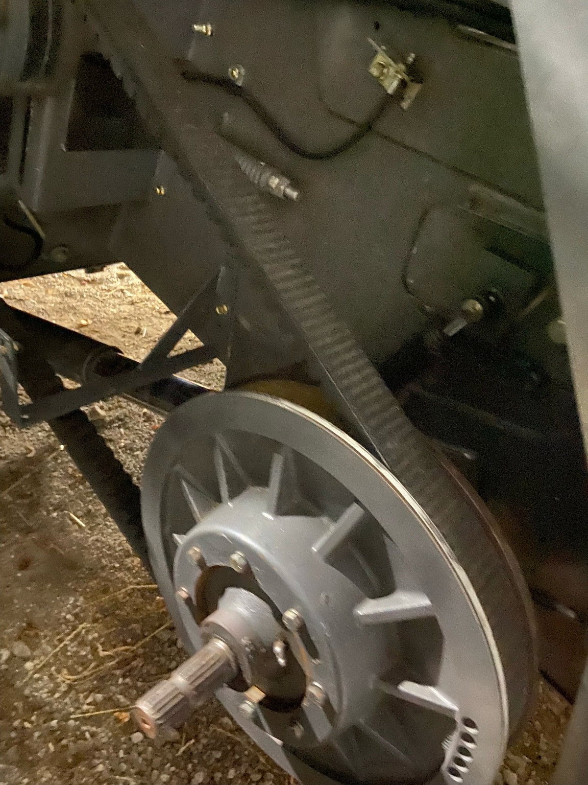 2009 Gleaner A86 Image 48